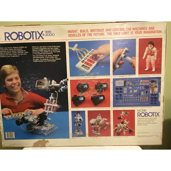 Vintage 1985, Robotix Series R-2000 by Milton Bradley - Picture 7 of 12